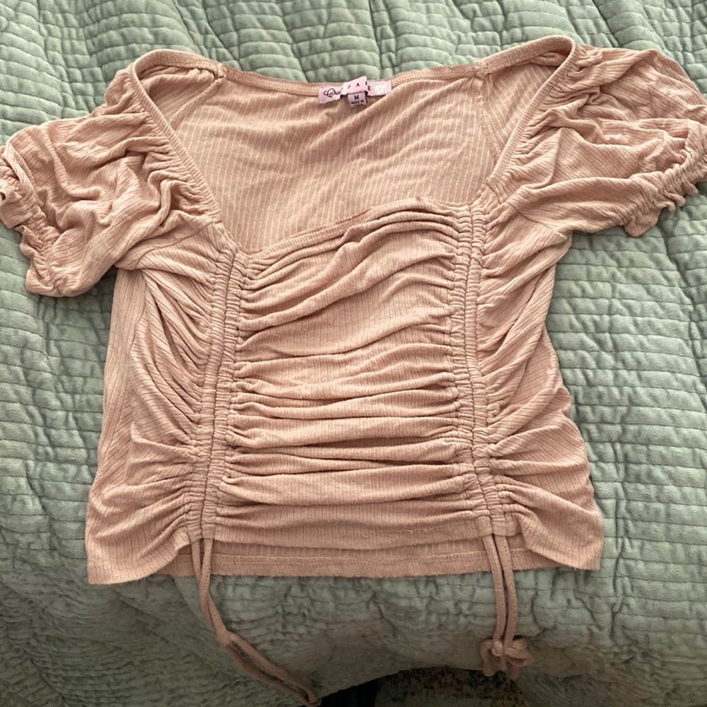 Pale pink top